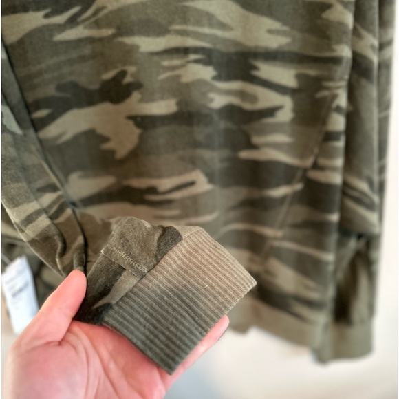 NORDSTROM Raglan Batwing Sleeve Pullover GREEN CAMO SZ MEDIUM & LARGE NEW! - Picture 10 of 16